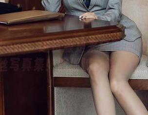花漾show – 这资源是来自田冰冰的裤里丝写真集！够细腻，够有趣。