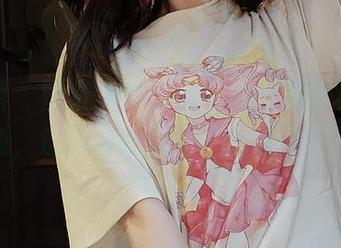 微密圈 – 壁纸上的夺目，酒红礼服和轩子巨二兔，这组合就像分不清哪个更好看。