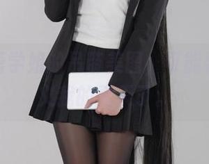 啊，轩萧学姐的吊带美图，可能要重新定义我的夏天了。