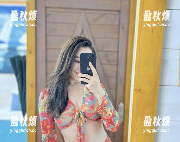 微密圈 - 铁锤姐姐在这里，兔女郎作品在线，意外的结合，很有趣哦！