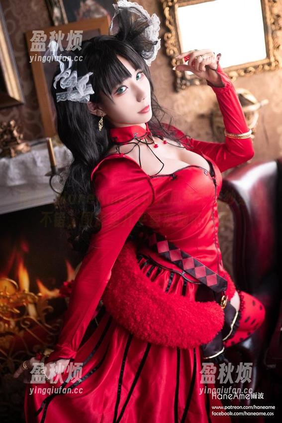 雨波_HaneAme这位大凤确实婚纱穿得不错，图库里几乎要被她征服了。