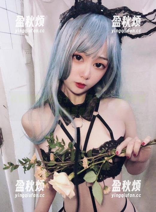 在线等青水百合子的油亮写真，再不更新我就要催了。